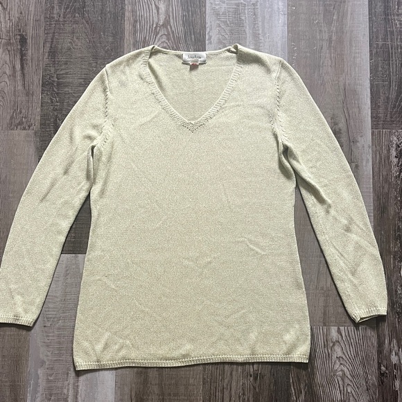 100% Silk Neiman Marcus Green V-Neck Sweater - Picture 1 of 4